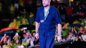 Botezatu lovește din nou: 6 valize, 45 de ținute și un show care a uimit pe toată lumea!