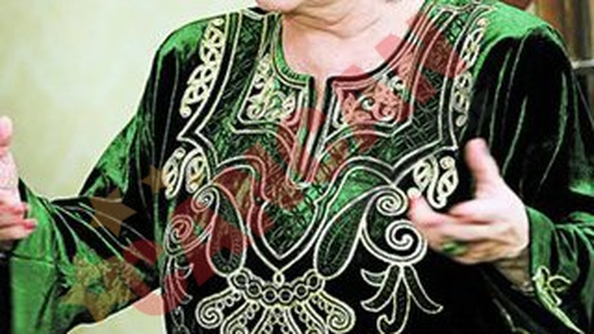 Stela Popescu: "Un barbat nu se indragosteste de tine ca ai fost imbracata in rochie scurta, iubirea vine de la ochi, de la suflet, de la minte"