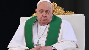 Vești bune despre starea de sănătate a Papei Francisc! Nu mai are nevoie de ventilație mecanică