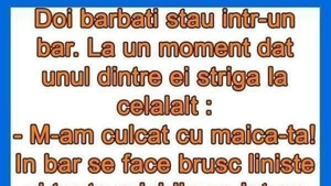 BANCUL ZILEI | Doi bărbați stau într-un bar