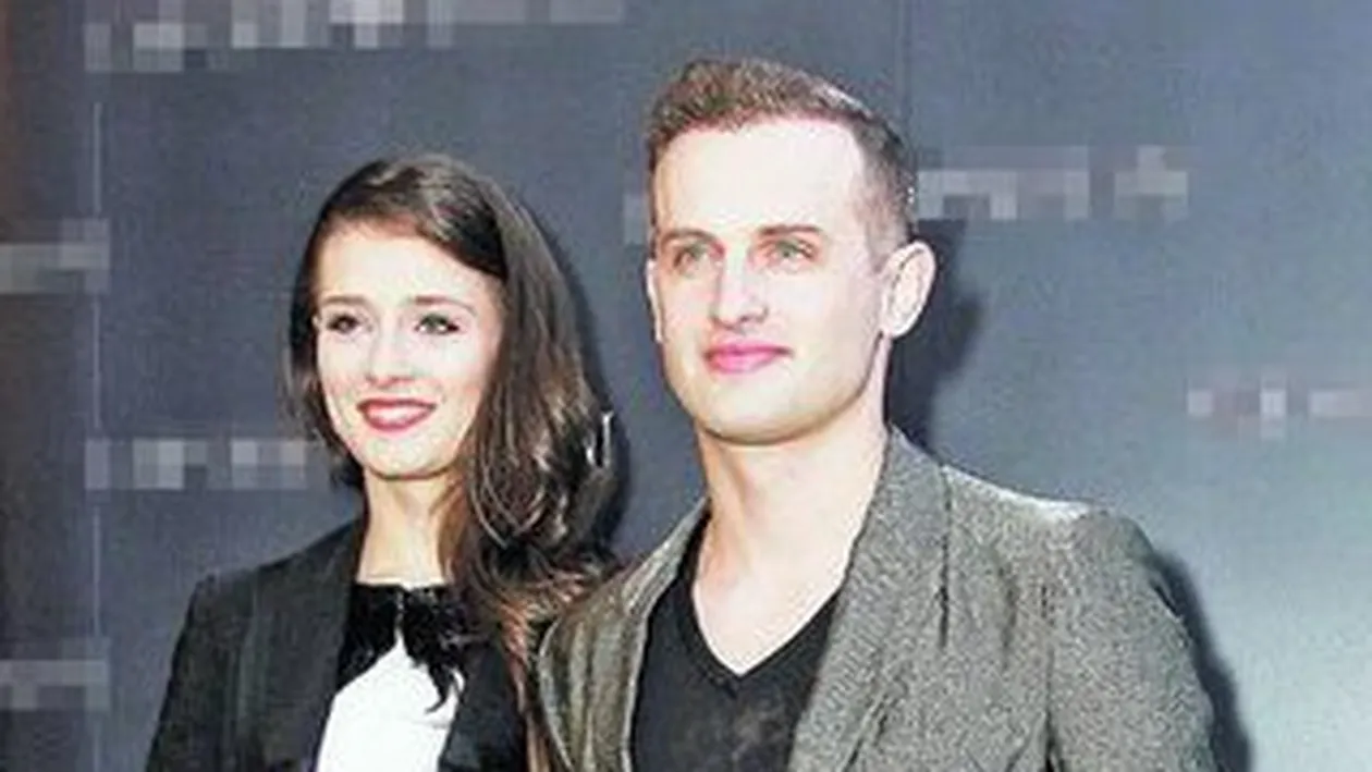 Sorin Brotnei si viitoarea lui sotie exagereaza cu dragostea. Trei ore imbratisati in club