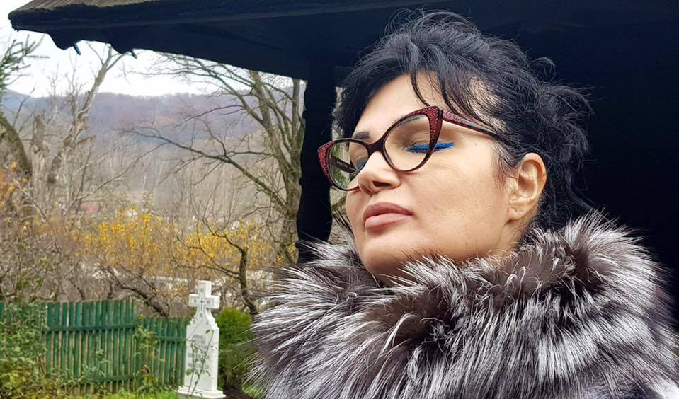 După ce şi-a tăiat stomacul, Ozana Barabancea s-a apropiat şi mai mult de Dumnezeu. “Mi-am pus parola de la telefon…”