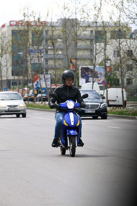 Fotbalistul de la noi care a fost bătut pe terenul de fotbal a rămas fără permis. Acum merge cu…