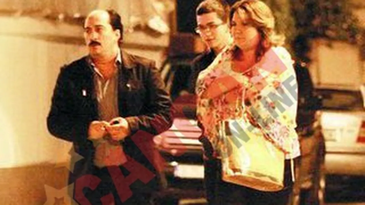 Familia Tociu iese noaptea in oras