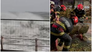 VIDEO | Vremea a produs pagube însemnate la Constanța! Cât de mari au fost valurile care au lovit litoralul românesc.