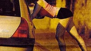 Româncele se îmbogățesc la produs în Marea Britanie, în plină pandemie. Prostituatele lucrează cu dezinfectant și măști de protecție…