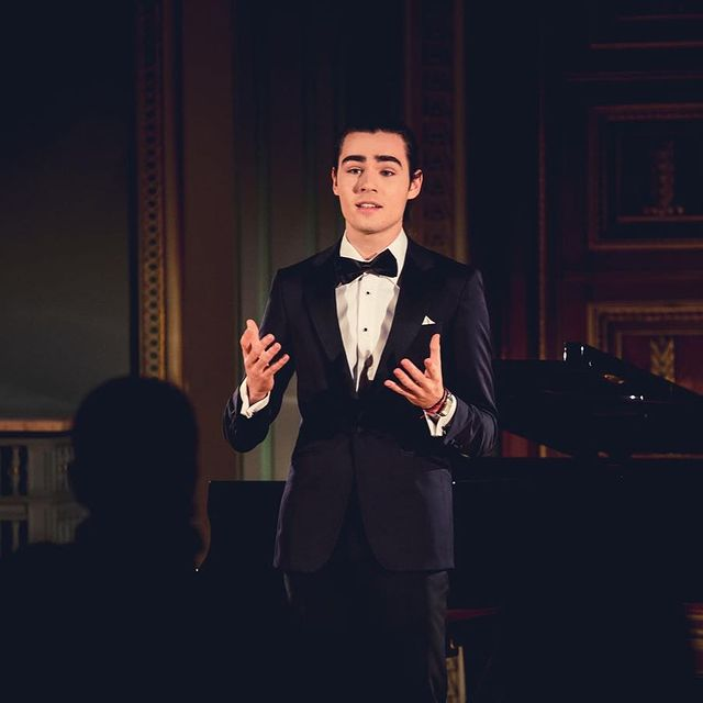Radu Ștefan Bănică explică modul în care a fost influențat de numele artistic cu greutate / (Foto: Instagram)