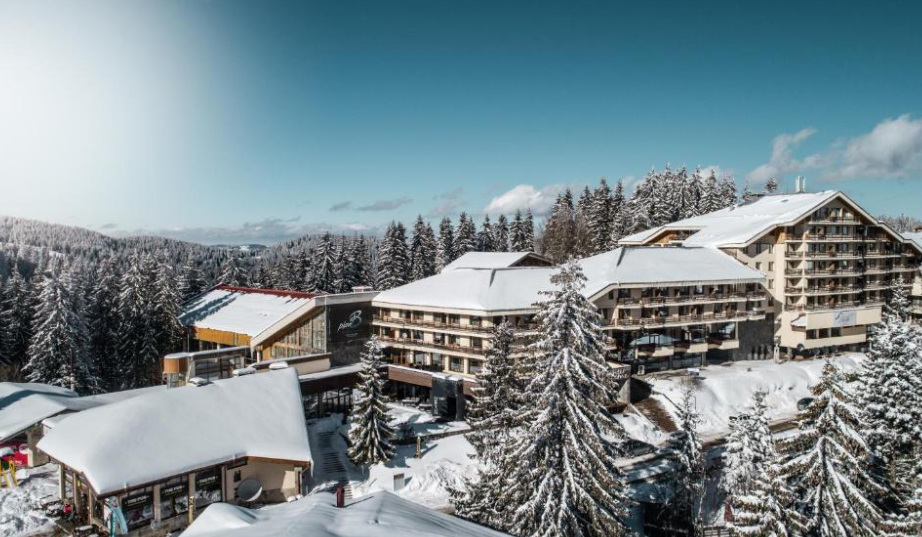 Perelik Hotel 5* se află în centrul stațiunii Pamporov/ sursă foto: Booking