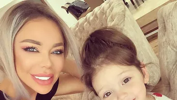 Fiica Biancăi Drăgușanu, vedetă pe Internet! Cum a fotografiat-o blondina pe Sofia