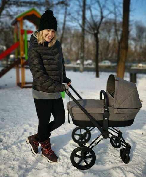 Feli a ales nașii de botez ai fiicei sale, Nora Luna! Mama spirituală a micuței e o persoană specială din viața cântăreței