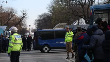 Jandarmeria a fost huiduită la parada militară: ”Ruşine!”