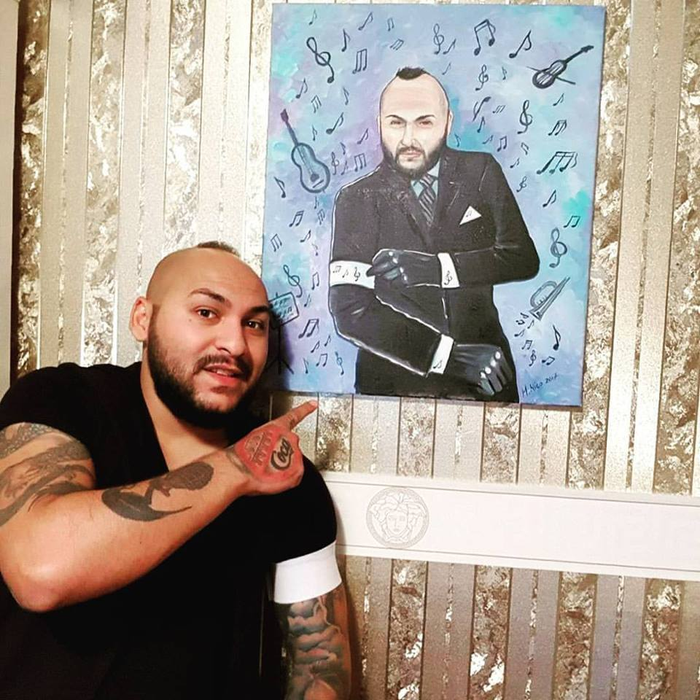 Acum e „bad boy” și plin de tatuaje, dar să vezi cum era Dani Mocanu înainte să fie celebru, când arăta NORMAL