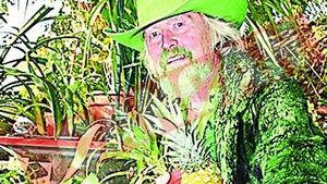 E insurat de 38 de ani cu un ananas