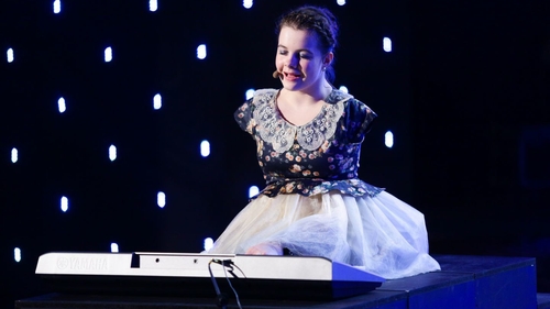 Lorelai Moşneguţu e în finala "Românii au talent"! Cine o va însoţi acolo