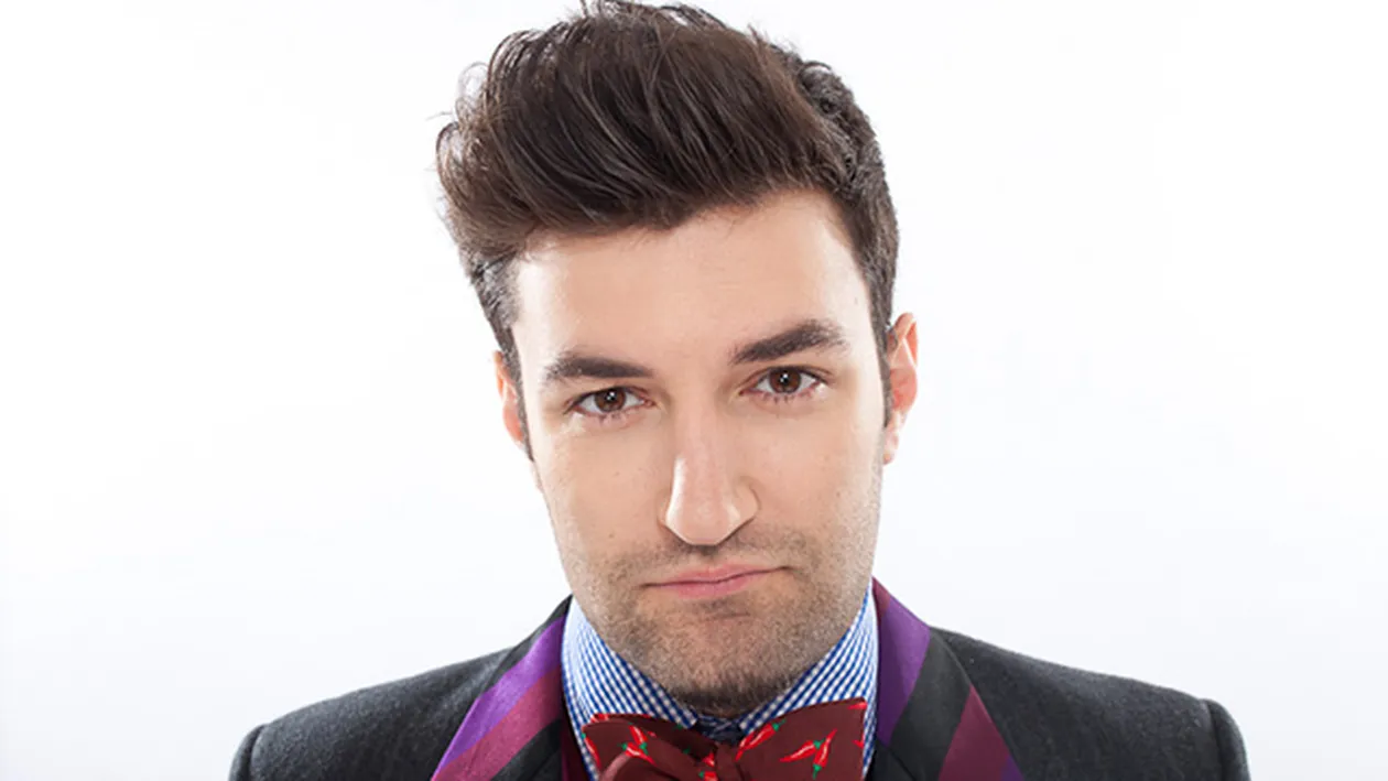 Smiley, zăpăcit de formele apetisante ale unei vedete din România: In momentul in care m-a vazut a fost cutremur. E timid