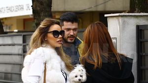 Bianca & Victor şi-au pus ”la muncă” fetiţa de o lună!
