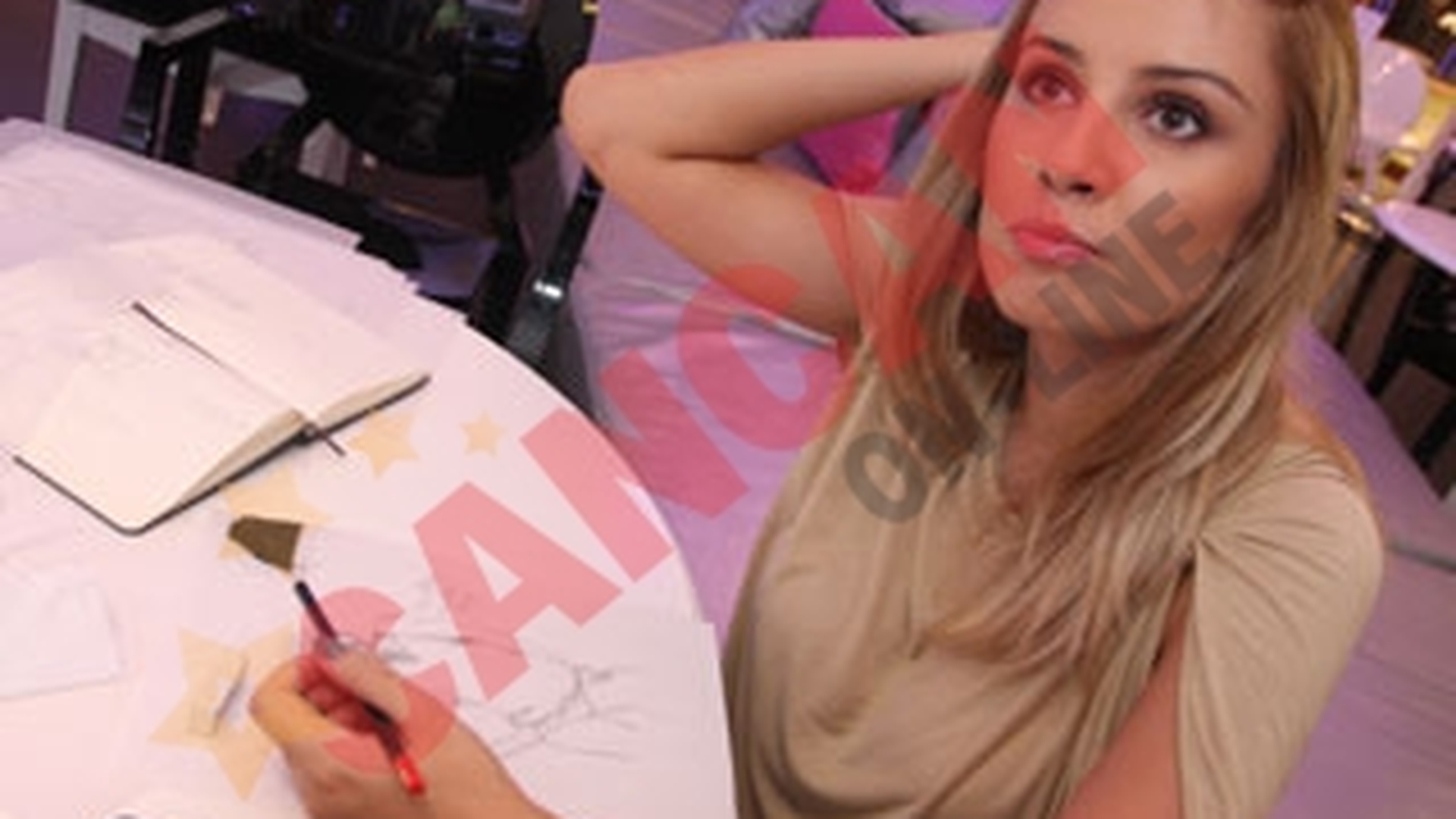Daiana Anghel se lanseaza in moda