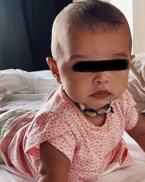 Spaimă de zile mari pentru Catrinel Menghia. Medicul a fost chemat de urgență pentru fetița ei de șase luni