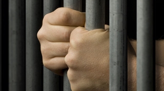 16 gardieni de la penitenciarul Galati, suspectati ca au ucis in bataie un detinut!