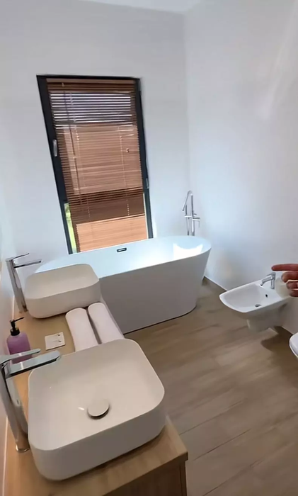 Cum arată vila lui Marcel de la Insula Iubirii. Casa are piscină, saună și o curte imensă: ”Aici e un view superb ca sa vezi ”sumpsetul””