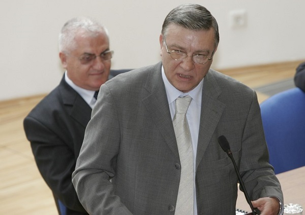 Mircea Sandu, fostul președinte al FRF, diagnosticat pentru a treia oară cu cancer. „Nu am avut niciun simptom” + „Trebuie să lupt pentru copii”