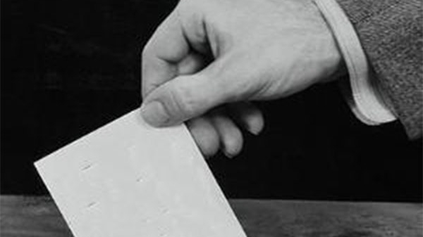 În două secţii din Cluj nu a votat nimeni până la ora 10.00! În alta din Bistriţa au votat doar două persoane