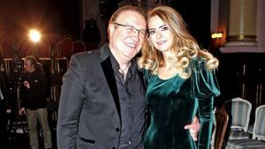 GABRIEL COTABIŢĂ ia măsuri în ceea ce-o priveşte mai tânăra soţie! Ce face când observă cum vrea ALINA să iasă din casă 