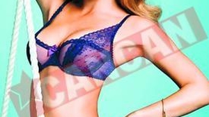 Bar Refaeli, prea sexy pentru tara ei