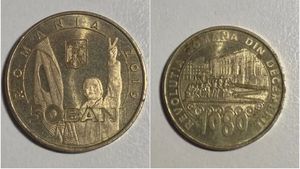 Tu mai ai așa ceva acasă? Prețul ireal la care se vinde o monedă de 50 de bani cu Revoluția de la 1989, acum, în 2023
