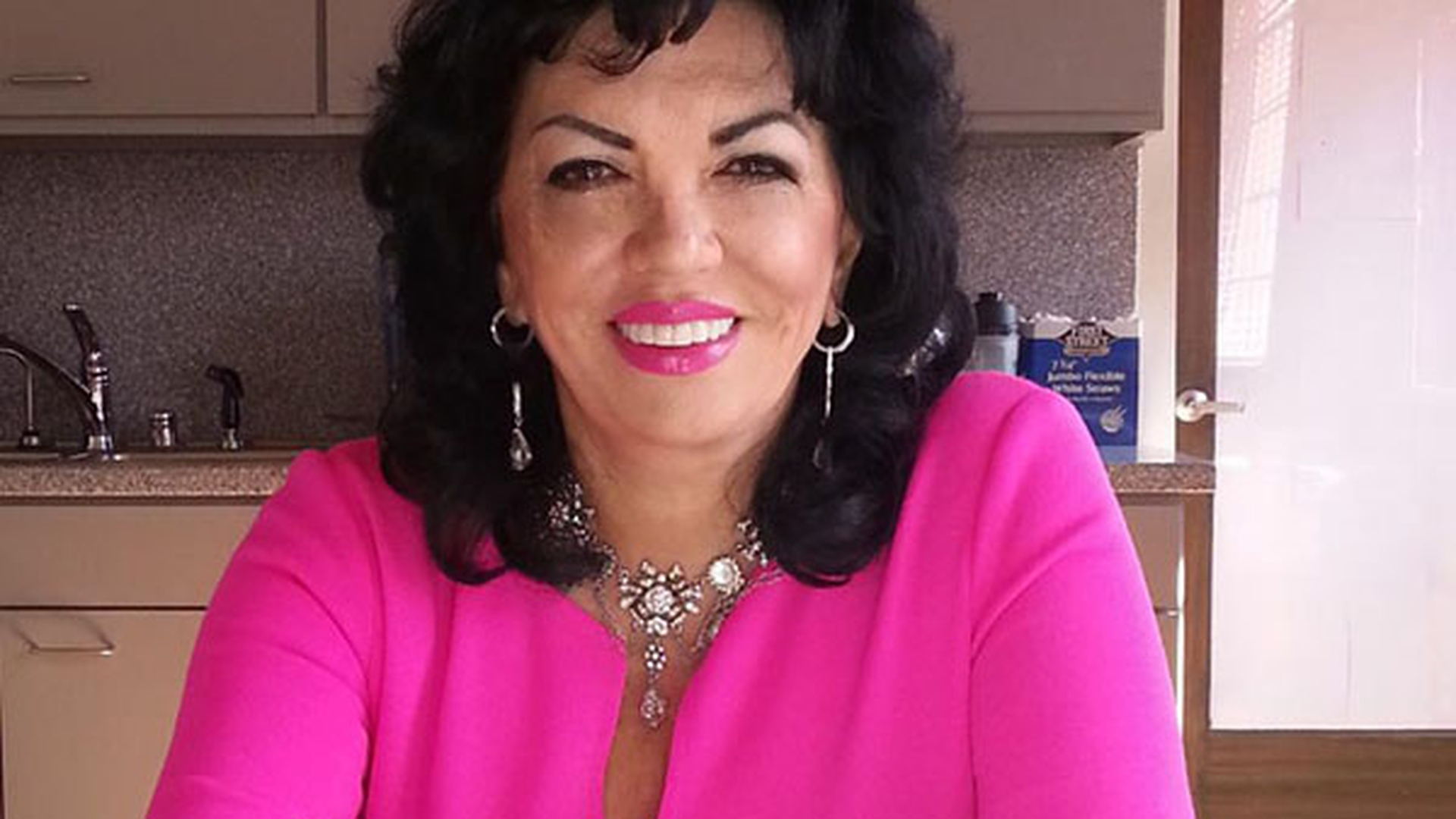 Carmen Harra, invinsa de karma! A pierdut prima batalie in justitie cu Rodica Popescu-Bitanescu!