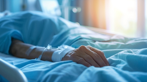Un bărbat de 34 de ani a început să se împiedice des. Ce boală rară i-au descoperit medicii