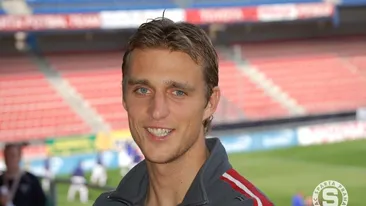 Moarte crunta pentru un fost fotbalist ceh: s-a izbit cu sania de un copac