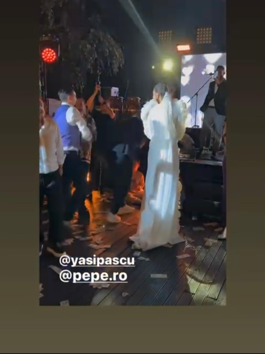 Cum a reacţionat Romică Ţociu, când a văzut că Oana Roman s-a aşezat să prindă buchetul la nunta lui Pepe: „Să moară mama…”
