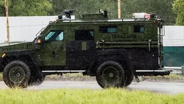 Un poliţist a fost împuşcat mortal de către un student!