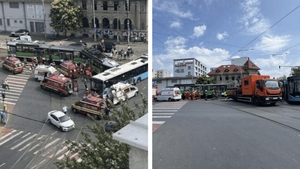 Accident deosebit de grav în București, după ce un autobuz STB s-a ciocnit cu un tramvai! Sunt 11 victime