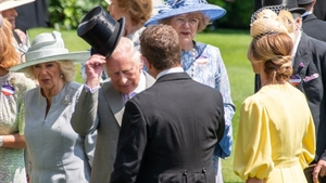 O nouă „Cenușăreasă” în familia regală a Marii Britanii! Asistenta medicală va fi rudă cu Regele Charles și Regina Camilla