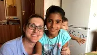 Avocatul asistenţilor maternali ai Sorinei atacă dur familia adoptivă. Mesajul emoționant al fetiței