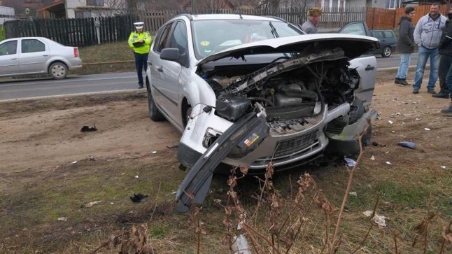 Accident rutier de amploare filmat în judeţul Alba de către unul dintre şoferi! Momentul impactului e unul terifiant