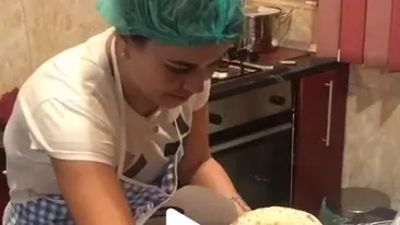 Românii se reinventează în autoizolare! O familie și-a creat un fast-food în propria locuință. VIDEO