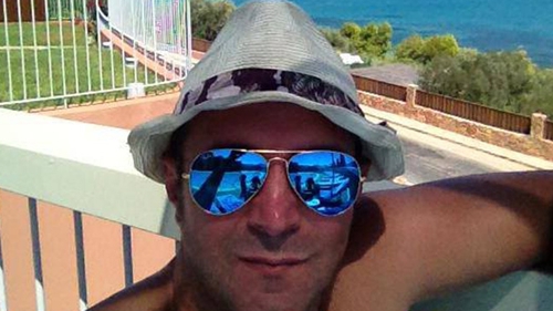 Mai rar vezi asa ceva! Ce a facut Daniel Buzdugan pentru o batrana de 84 de ani: "Am scris pe o bucata de carton HELP!"
