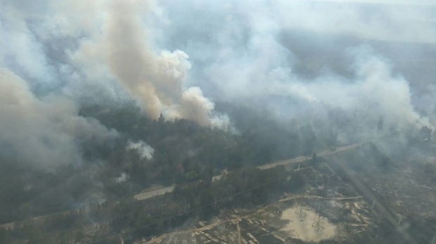 Incendiile de pădure de la Cernobîl persistă de aproape trei săptămâni! Peste 1.200 de pompieri luptă cu focul. Care sunt temerile experţilor de mediu