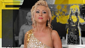 O mai recunoști? Cum arată acum Stana Izbașa, artista care făcea senzație alături de Adrian Minune