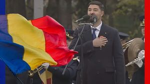 Cine a interpretat imnul la Paradă?! E fiul celebrului lăutar Nicu Gigantu'! Avem singurele declarații ale lui Alex Gigantu' despre cum a fost selectat pentru prezența la „Ziua Națională”
