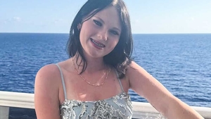 Ce s-ar fi întâmplat cu Anna, majoreta de 18 ani, înainte să moară în timpul croazierei cu familia. Cine e principalul suspect