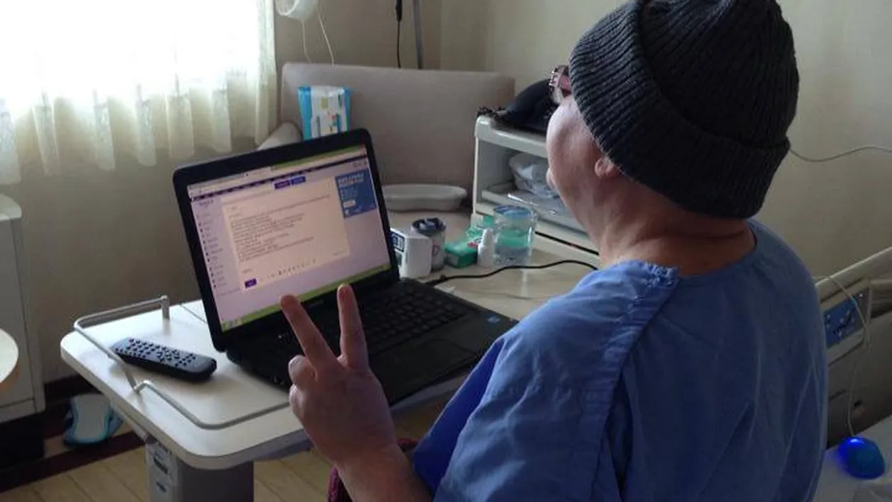 Vestile care au facut-o pe Lora sa planga!. Vezi aici care este starea de sanatate a mamei sale, bolnava de cancer!