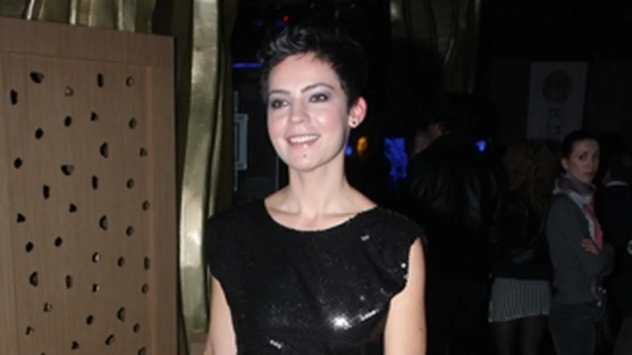 Maria Dinulescu se pregateste de vacanta! Se va relaxa in Finlanda, Suedia si Spania