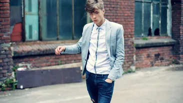 N-a avut noroc in muzica, dar are in moda! Un roman a fost votat cel mai frumos barbat din lume la ora actuala! Ce zici, merita?