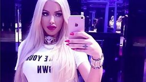 Loredana Chivu, prima poză cu bărbatul care-o va lua de soţie! Ce declaraţie de amor şi-a tatuat iubitul blondei