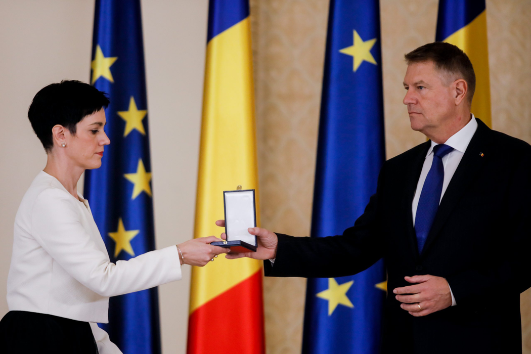 Delia Dinu, departamentul de Protocol al Administratiei Prezidentiale