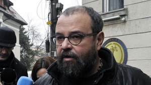 Cristian Popescu Piedone, către primarul Sectorului 5: “Ia-ți bocancii și coboară în sector Măria ta, alegătorii înoată în zăpadă!"